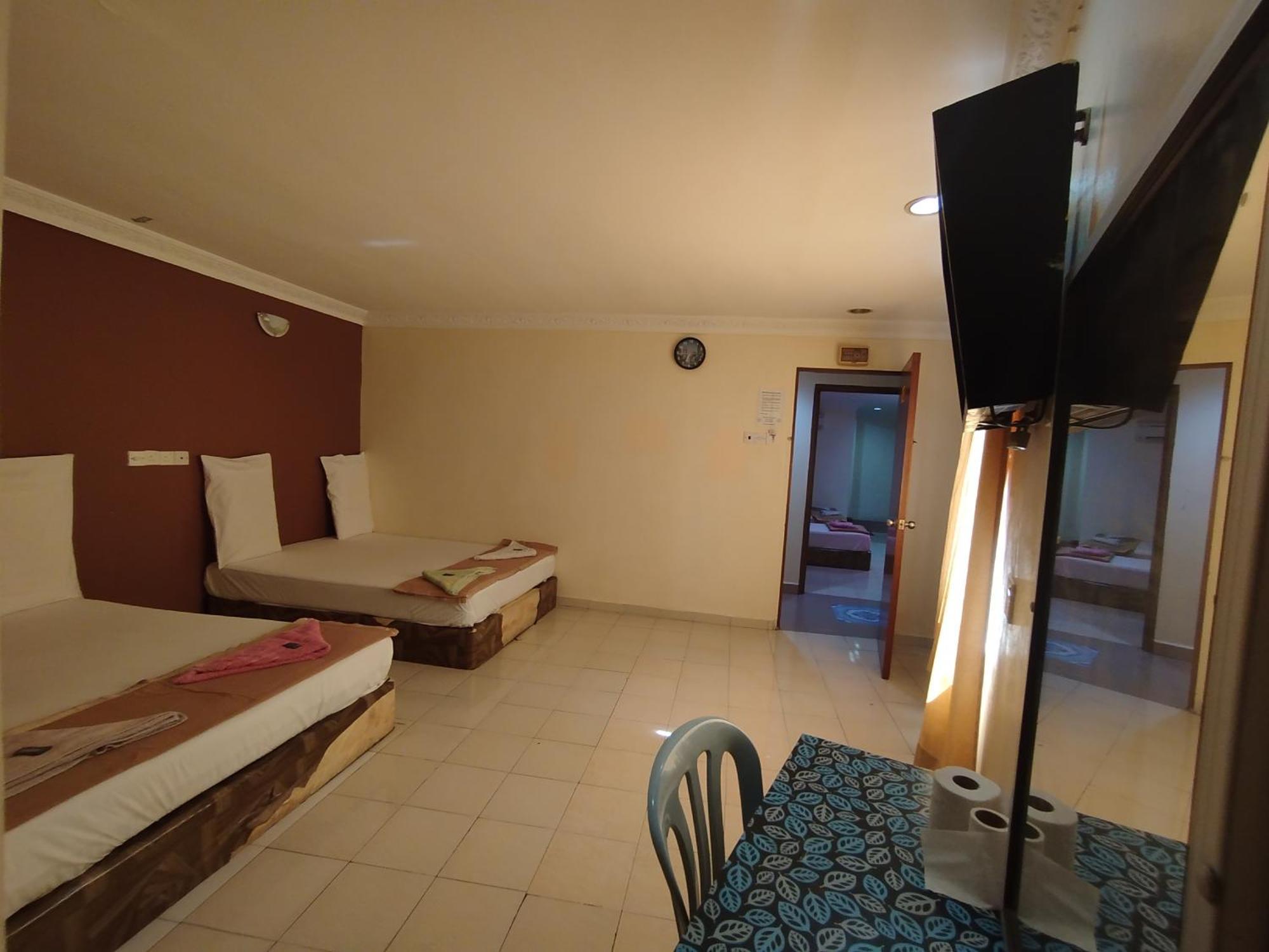 Sentosa Villa Hotel Klang Buitenkant foto