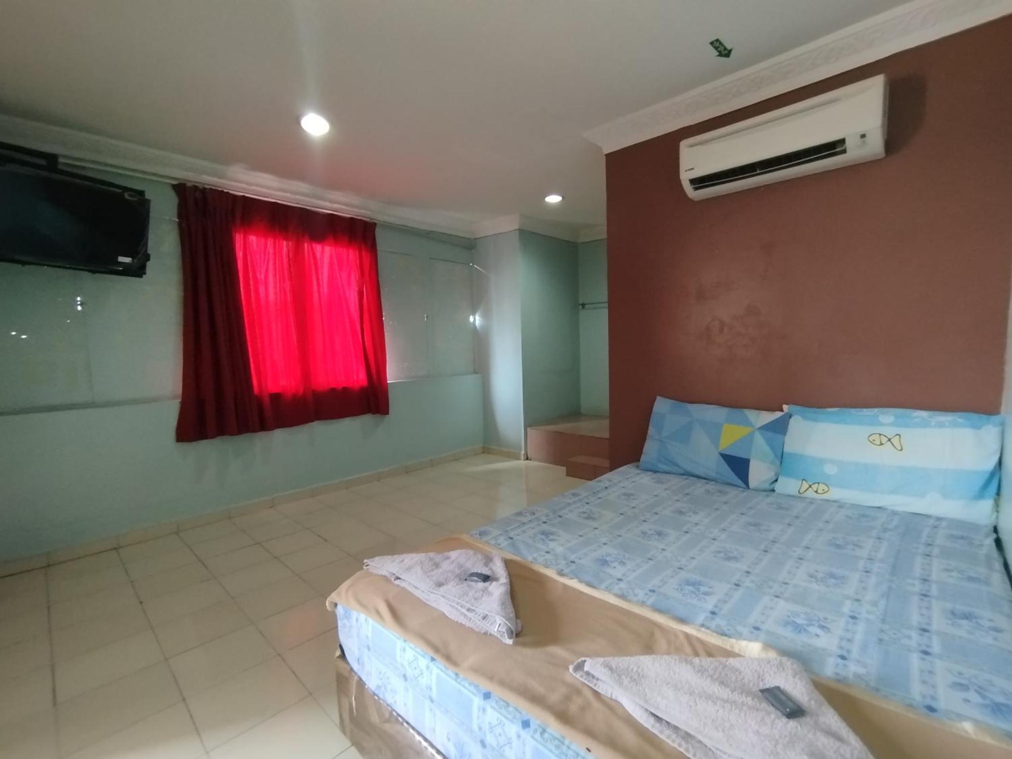 Sentosa Villa Hotel Klang Buitenkant foto